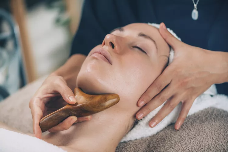Gentle lymphatic wellness treatment in a spa